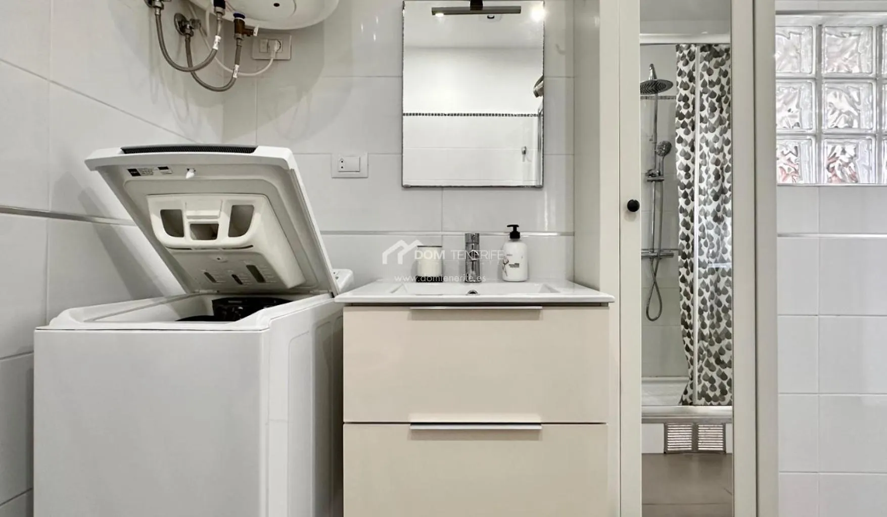 Complex Orlando, 1 Bed Modern Apartment Costa Adeje  Spanien